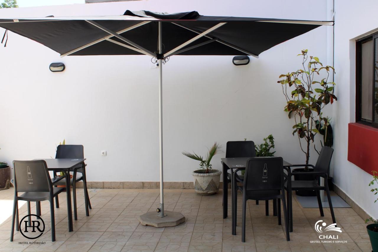 Hotel Roterdao "Under New Management" Praia Exterior foto
